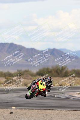 media/Nov-16-2025-Race Pace (Sun) [[8c5fa54630]]/Non Verified Riders (1st 20 Minutes)/5-Turn 15 (110pm)/